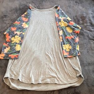 LuLaRoe Randy T-shirt